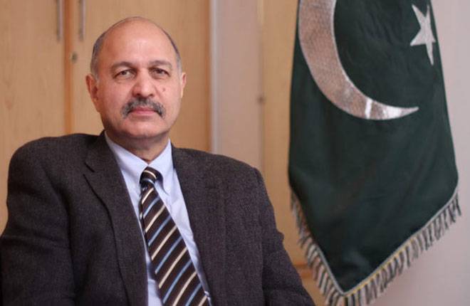 پاکستان کے آنکھیں دکھانے پر ٹرمپ نے بھارت پر دباؤ بڑھا دیا : مشاہد حسین سید کا انکشاف 