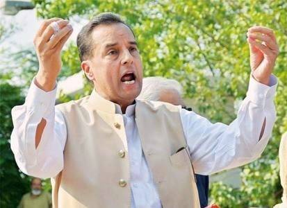 'قادری ایڑیاں رگڑیں لیکن لائن وہاں سے بنے گی جہاں نواز شریف کھڑے ہوں گے'