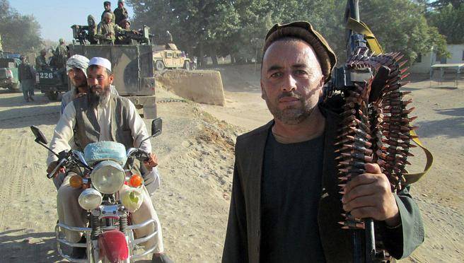 طالبان نے فوج کو بنکرز اور حکومت کو محل تک محدود کر دیا ہے : افغانی صدر 