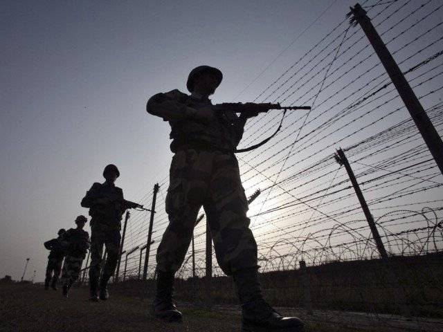 بھارتی فوج کی پھر ایل او سی کی خلاف ورزی،ظفر وال سیکٹر میں فائرنگ سے 2 خواتین شہید،5 افراد زخمی 