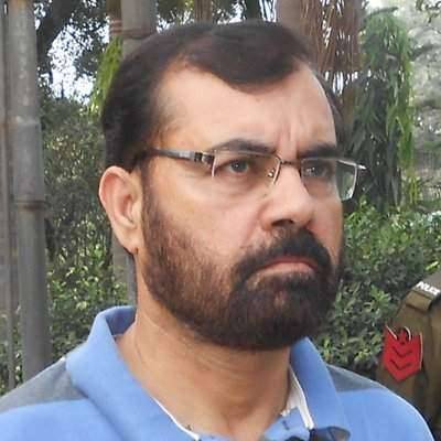 سابق ڈی پی او ذوالفقار نے کسی قسم کی رقم کا نہیں کہا تھا ، والد زینب