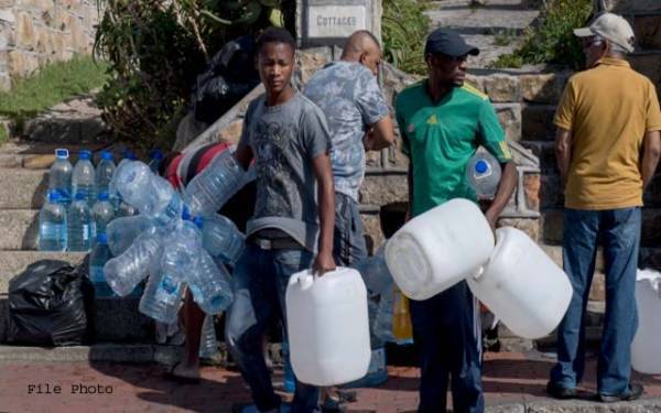 جنوبی افریقہ کے مشہور سیاحتی شہر کیپ ٹاؤن میں پانی کا شدید بحران، اپریل تک پانی مکمل ختم ہونے کا اندیشہ