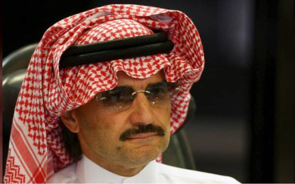 گرفتاری کے بعد شہزادہ ولید بن طلال پہلی بار منظرِعام پر آ گئے 