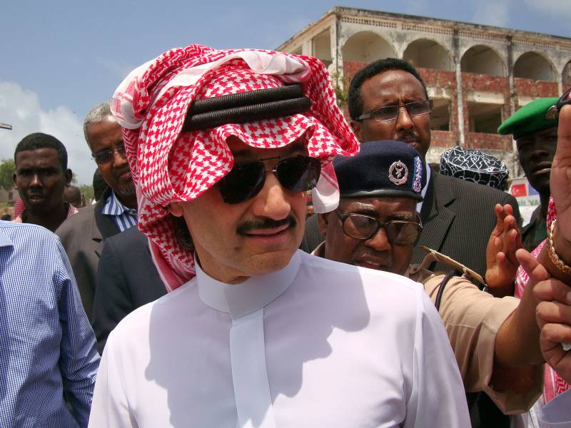 سعودی شہزادہ ولید بن طلال سمیت کئی افراد ڈیل کے تحت رہا 