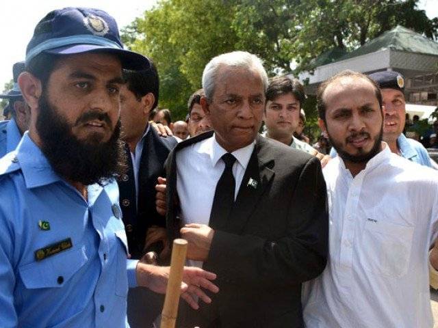 توہین عدالت میں سزا پانے والے نہال ہاشمی کی جیل میں طبیعت بگڑ گئی ،جناح ہسپتال منتقل