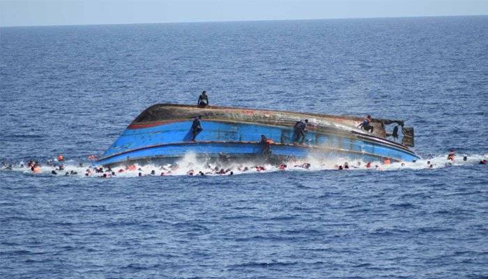لیبیا کے ساحل پر پاکستانیوں سمیت 90 افراد ڈوب گئے 