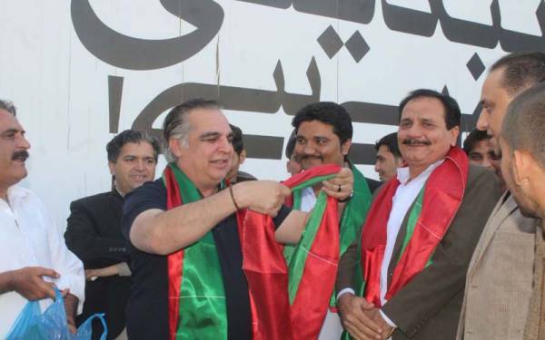 کراچی میں لیگی رہنما سیف الرحمان کی پی ٹی آئی میں شمولیت 