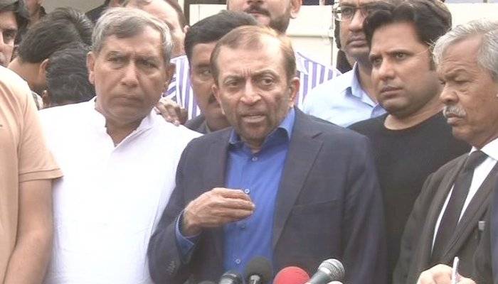 فاروق ستار نے پارٹی اجلاس چیلنج کرنے کی دھمکی دیدی 