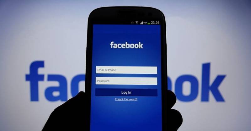  فیس بک پر ناپسندہ کمنٹس روکنے کیلئے ”ڈاون ووٹ “ فیچر متعارف 