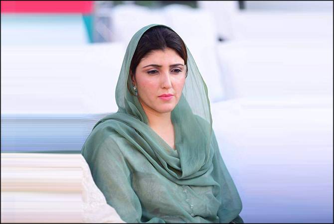 فوج کیخلاف بیان دو پھر سینیٹ کا ٹکٹ ملے گا، عائشہ گلالئی کےن لیگ پر الزامات
