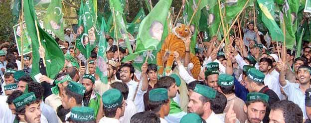 شیخوپورہ میں (ن) لیگ کے جلسے میں مقامی قیادت کے اختلافات کھل کر سامنے آگئے 