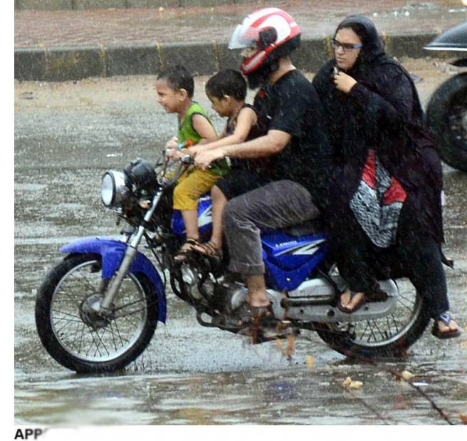 محکمہ موسمیات نے آج اور کل ملک کے مختلف حصوں میں بارش کی پیش گوئی کردی