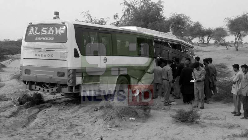 اوتھل، حادثے میں 6 افراد جاں بحق، 15 زخمی