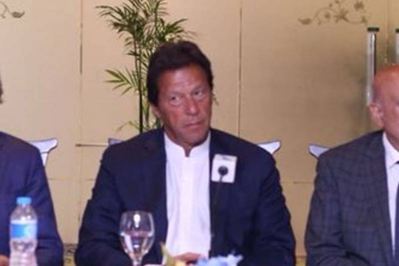 سینیٹ انتخابات، تحریک انصاف کے امیدوار کپتان کے ووٹ سے محروم 
