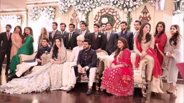 وزیر اعظم کے بیٹے کی شادی ، تصاویر سوشل میڈیا پر وائرل 