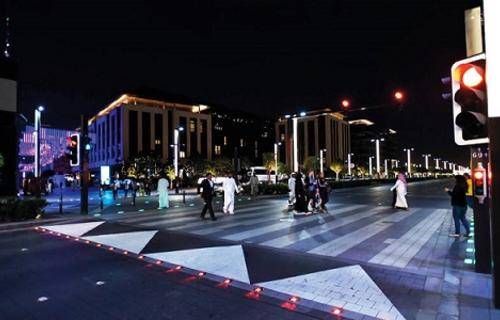 دبئی میں زیبرا کراسنگ پر سمارٹ سگنل نصب ہوں گے