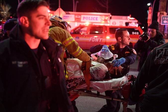 نیویارک کے علاقے مین ہیٹن میں ہیلی کاپٹر گرکرتباہ،2 افراد ہلاک