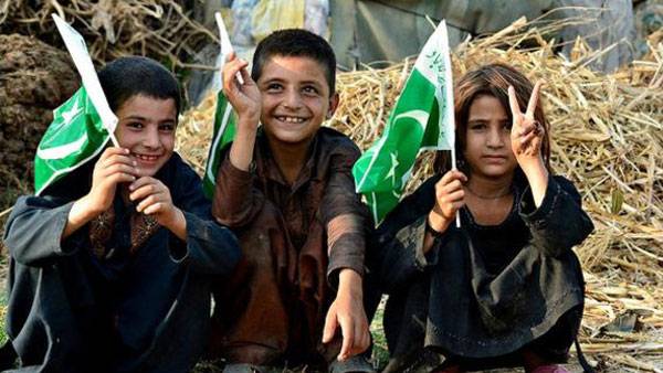 پاکستان نے خوشی کے عالمی انڈیکس میں بھارت کو پیچھے چھوڑ دیا