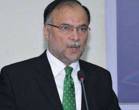 پاکستان میں انتخابات وقت پر ہوں گے:وزیرداخلہ احسن اقبال
