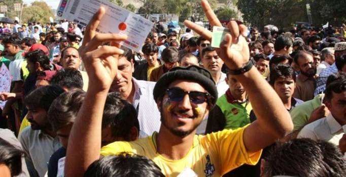 شہباز شریف کی لاہور میں بین الاقوامی میچ کے کامیاب انعقاد پر قوم کو مبارکباد