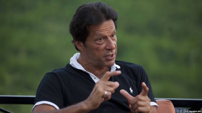 آج ہر پاکستانی ایک لاکھ تیس ہزار روپے کا مقروض ہے: عمران خان