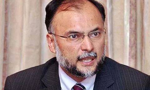 آئندہ انتخابات میں تنازعہ پانچ سال کی محنت پر پانی پھیر دے گا ، احسن اقبال 
