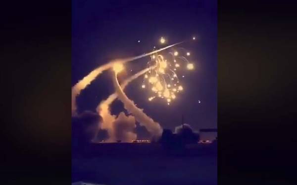 یمن سے سعودی عرب پر داغے جانے والے میزائلوں کی دل دہلا دینے والی ویڈیو سامنے آگئی 