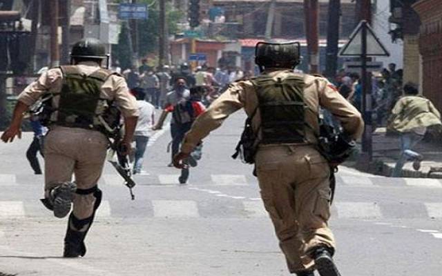 مقبوضہ کشمیر: بھارتی فورسز نے 4 کشمیری نوجوانوں کو شہید کر دیا