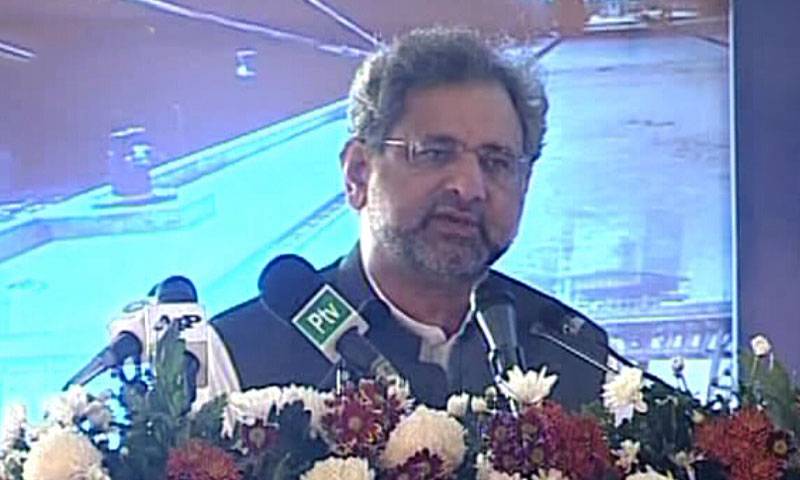 جو شخص ملک کیلئے کام کرتا ہے اس کو عدالتوں میں گھسیٹا جاتا ہے، وزیراعظم
