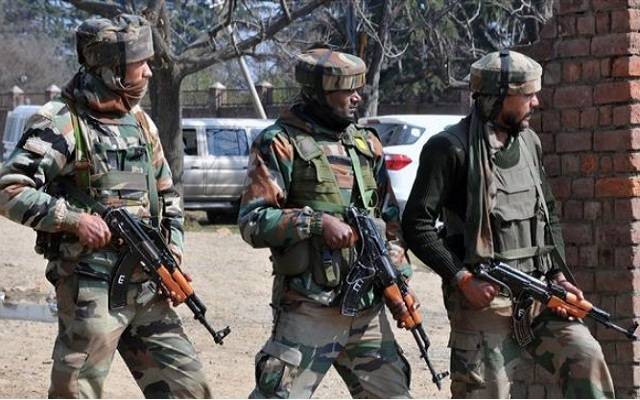 مقبوضہ کشمیر میں تیسرے روز بھی مکمل شٹر ڈان، مختلف حصوں میں کرفیو نافذ