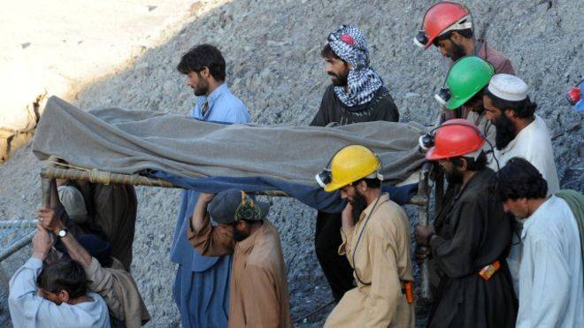 قلات کے علاقے سیاہ کمب میں کوئلے کی کان میں گیس بھرنے سے 6 مزدور جاں بحق