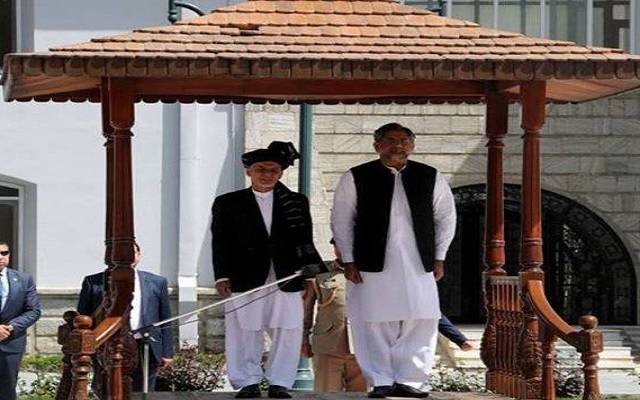 غنی، عباسی موجودہ صورتحال کو مذاکرات کے ذریعے حل کرنے پر متفق: افغان صدارتی ترجمان