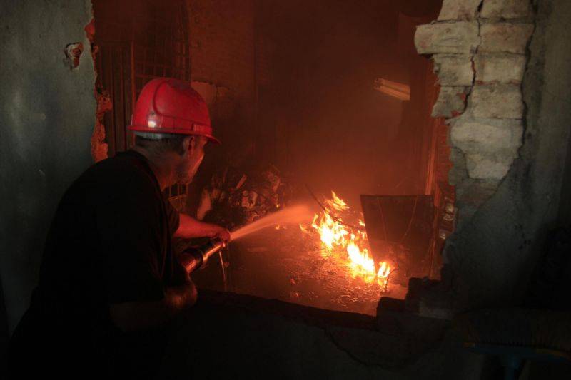 لاہور کے علاقے کوٹ لکھپت میں ایک گھر میں آگ لگنے سے 7 افراد جھلس گئے