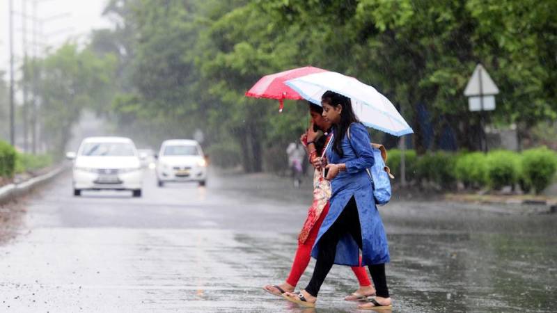 محکمہ موسمیات کی آج سے منگل کے دوران ملک میں تیز ہواﺅں کیساتھ بارش کی پیشگوئی