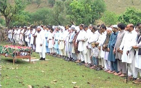 امریکی اتاشی کی گاڑی سے جاں بحق نوجوان سپرد خاک،امریکی سفیر ڈیوڈ ہیل کی دفتر خارجہ طلبی