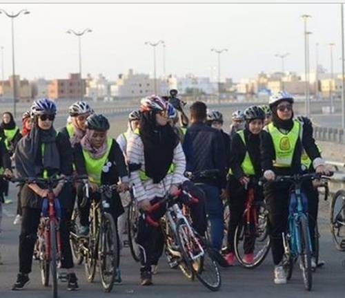 سعودی عرب میں خواتین کی پہلی سائیکل ریس ارویٰ المعودی نامی خاتون نے جیت لی
