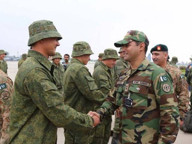 پاکستان اور بھارت کی فوجیں تاریخ میں پہلی مرتبہ ایک ساتھ مشقیں کریں گی 