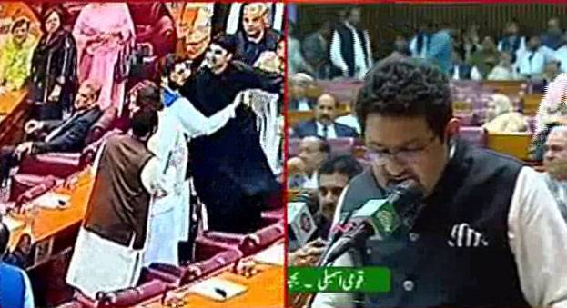 بجٹ اجلاس کے دوران عابد شیر علی ، مراد سعید میں دھکم پیل