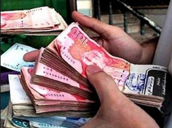 سرکاری ملازمین کیلئے بڑی خوشخبری، کتنے فیصد تنخواہوں میں اضافہ ہوا؟ اعلان ہو گیا