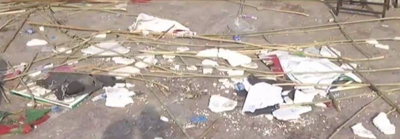 تحریک انصاف کا جلسہ ،گریٹر اقبال پارک کوڑے کے ڈھیر میں تبدیل