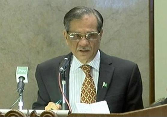 پاکستان میں قراردادیں منظور ہو جاتی ہیں اصل مسئلہ عمل درآمد کا ہے: چیف جسٹس