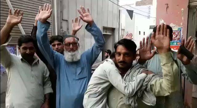 جلالپور بھٹیاں میں نجی آئی ہسپتال کا ڈاکٹر سادہ لو ح شہریوں کو لوٹنے لگا 