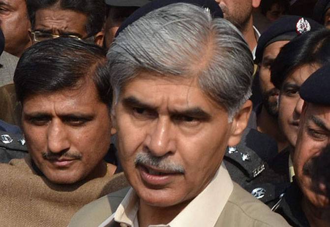 گرفتاری کے حکم پر سابق آئی جی غلام حیدر جمالی عدالت سے فرار ہو گئے