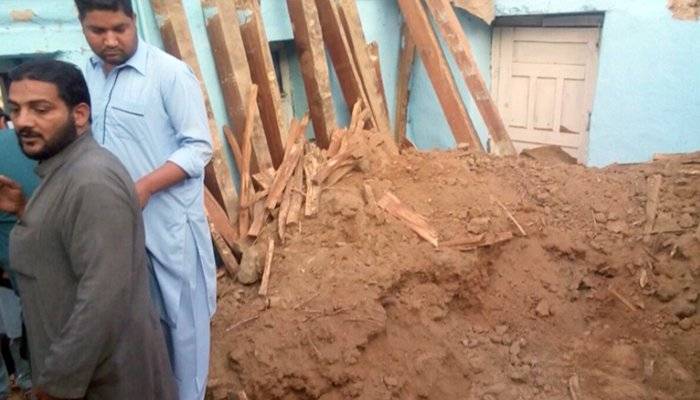 کوٹلی میں مکان کی چھت گرنے سے 2 بچیوں سمیت 3 افراد جاں بحق