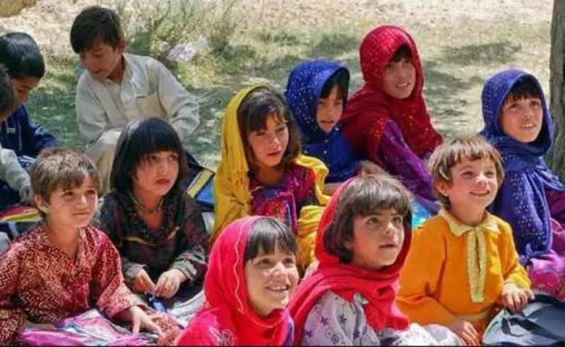 خیبر پختونخواہ کا ہر چوتھا بچہ سکول نہیں جاتا : رپورٹ