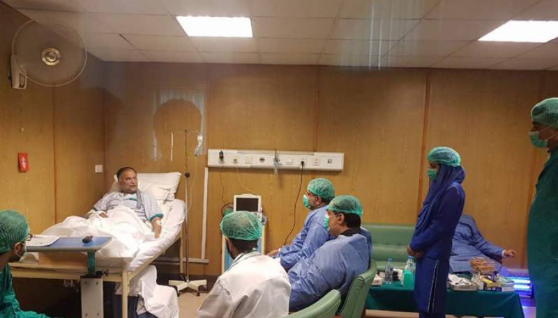 وزیر داخلہ احسن اقبال ہسپتال سے ڈسچارج