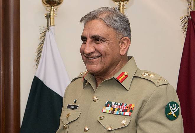 آرمی چیف سمیت تینوں مسلح افواج کے سربراہان کی نگراں وزیراعظم سے ملاقات،منصب سنبھالنے پر مبارکباد