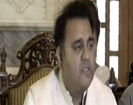 تحریک انصاف نے ریحام خان کو کتاب کے مواد کی تردید کیلئے 24 گھنٹے کی مہلت دے دی 