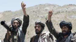  افغان حکومت نے طالبان کے ساتھ سیز فائر کا اعلان کر دیا