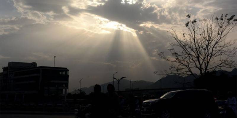 عید پر موسم خوشگوار رہنے کی پیشگوئی